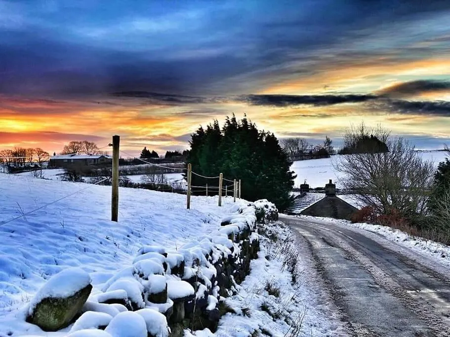Cozy Rural Lodge, Amazing Views Close To Holmfirth Σαλέ